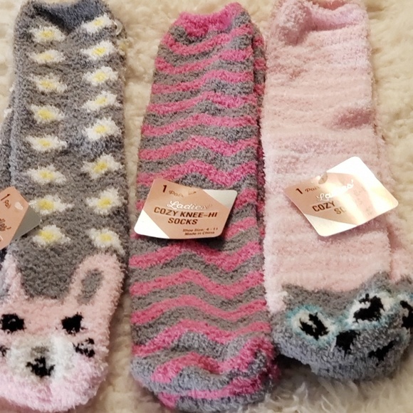 Accessories - Women knee hi socks Accessories - Women knee hi socks